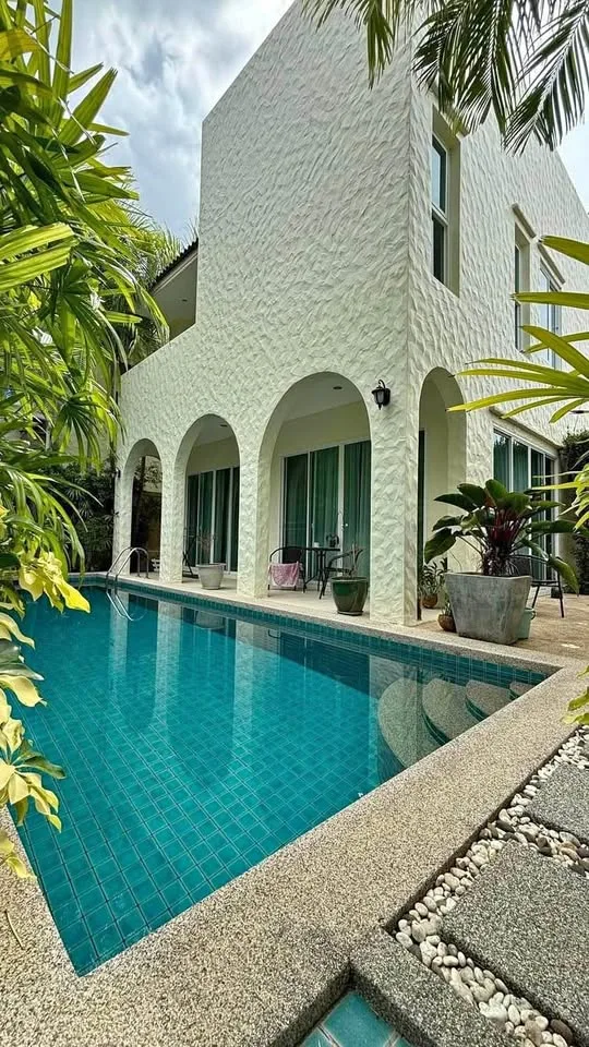 Mittelmeerstil Poolvilla in Rawai, Phuket