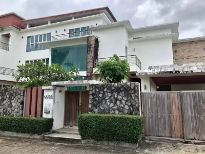 Современная вилла с 6 спальнями в 99 Phuket Andaman Tropical Home