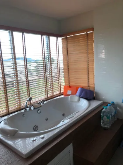 Современная вилла с 6 спальнями в 99 Phuket Andaman Tropical Home