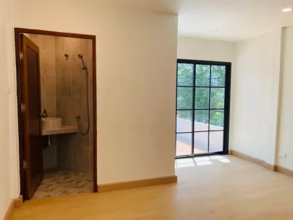 2-Schlafzimmer-Reihenhaus in Koh Kaew, Phuket