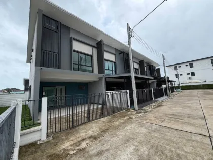 Nouvelle maison de ville 3 chambres 3 salles de bain au centre de Phuket, prête à emménager