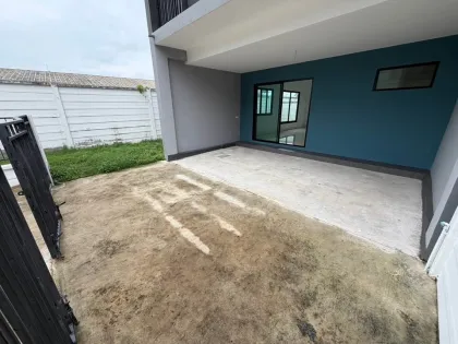 Nouvelle maison de ville 3 chambres 3 salles de bain au centre de Phuket, prête à emménager