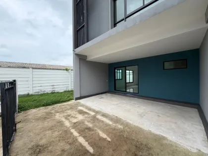 Nouvelle maison de ville 3 chambres 3 salles de bain au centre de Phuket, prête à emménager