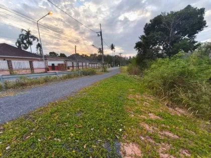 Terreno de 1 Rai 3 Ngan 56.5 Sq.Wa con Transferencia, Mai Khao