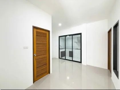 Casa adosada en venta: 4 habitaciones, 3 baños en Wichit, Phuket