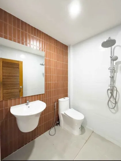 Casa adosada en venta: 4 habitaciones, 3 baños en Wichit, Phuket