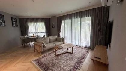 Legendäre 2-Zimmer-Wohnung in Bang Tao, Phuket