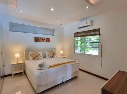 2 Schlafzimmer Villa mit großem Grundstück in Rawai