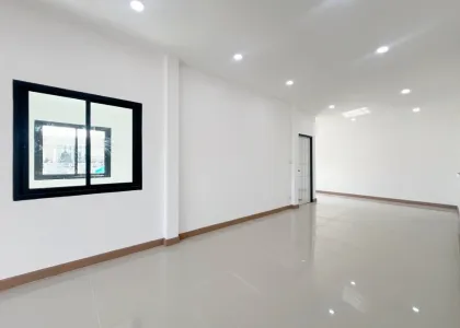 Угловой дом с 3 спальнями Baan Termfun Mae Nik, Пхукет