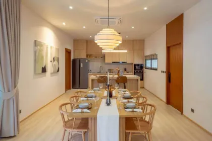 Вилла с бассейном на продажу - 2 спальни, Shambhala Sol Villa Chalong