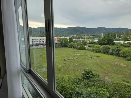 Modern 1-Bedroom Condo for Sale at Dcondo Kathu-Patong with Mountain View