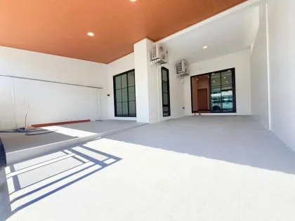 Villa de plain-pied 3 chambres à Cherng Talay