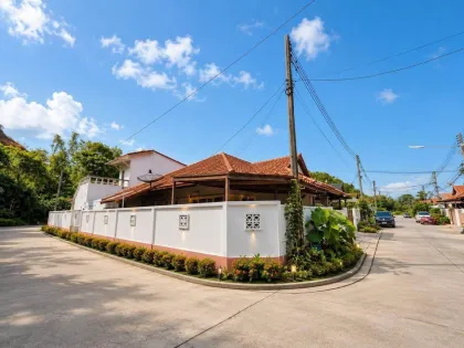 Угловой дом в продажу в Valley Village, Kathu, Пхукет