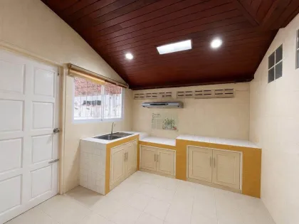 Угловой дом в продажу в Valley Village, Kathu, Пхукет