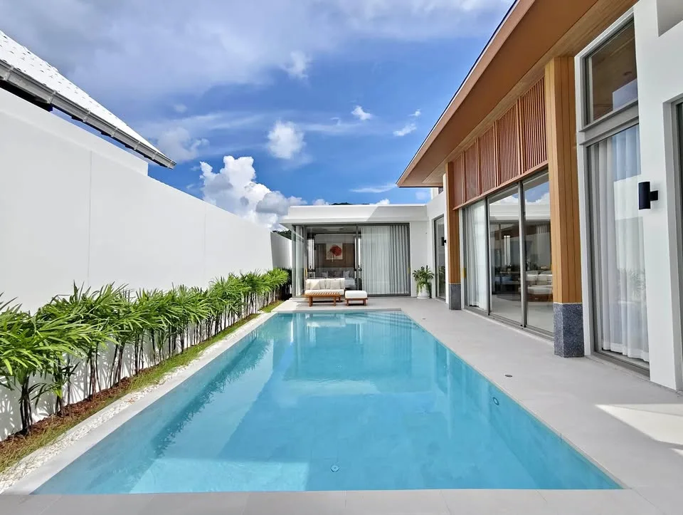 Villa 3-4 chambres avec piscine à vendre à Thalang, Phuket