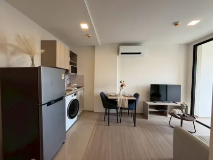 Apartamento de 2 habitaciones con vista a la piscina en D Condo Reef, piso 8