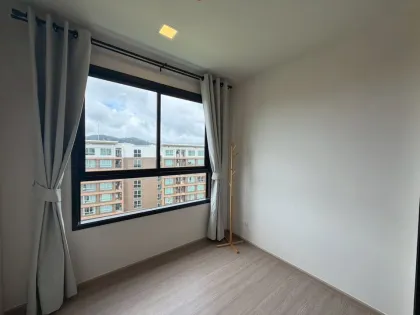 Apartamento de 2 habitaciones con vista a la piscina en D Condo Reef, piso 8