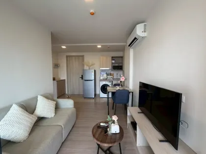 Apartamento de 2 habitaciones con vista a la piscina en D Condo Reef, piso 8