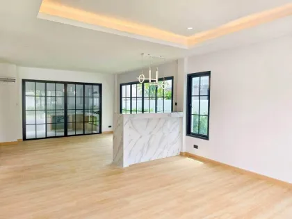 4 Schlafzimmer 3 Badezimmer Villa in Supalai Hill, Cherng Talay, Phuket