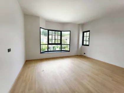 4 Schlafzimmer 3 Badezimmer Villa in Supalai Hill, Cherng Talay, Phuket