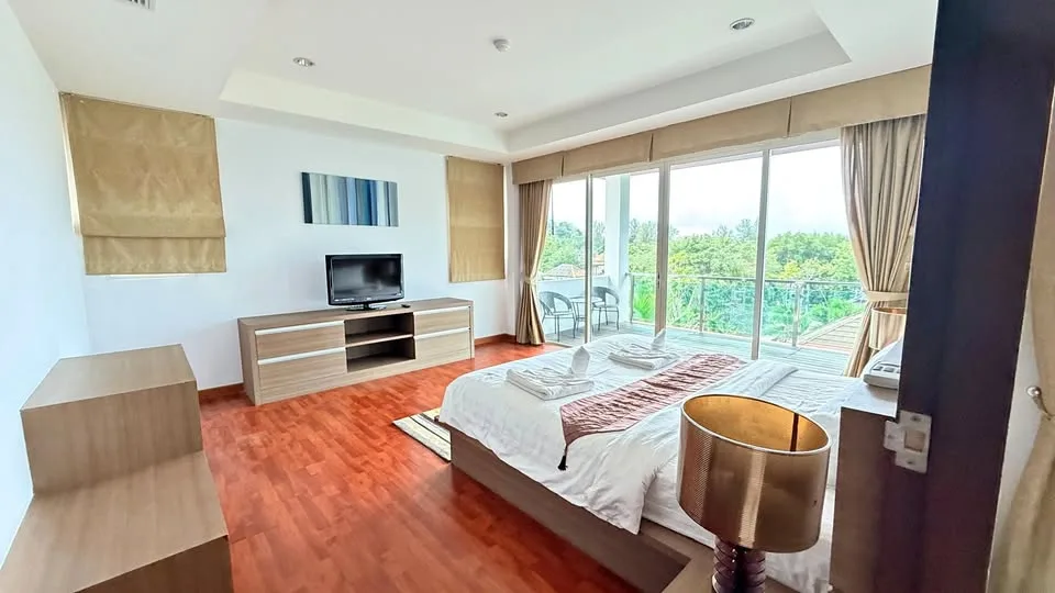Apartamento 2 dormitorios 2 baños con piscina privada cerca de Playa Surin, Phuket
