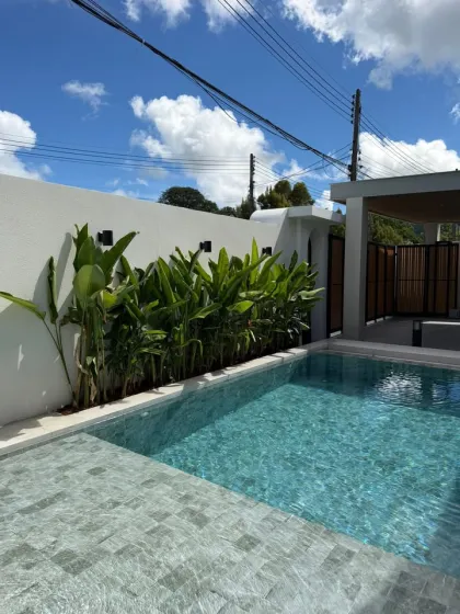 Вилла с 3 спальнями и бассейном в продаже — Parichat Pool Villa, Чалонг