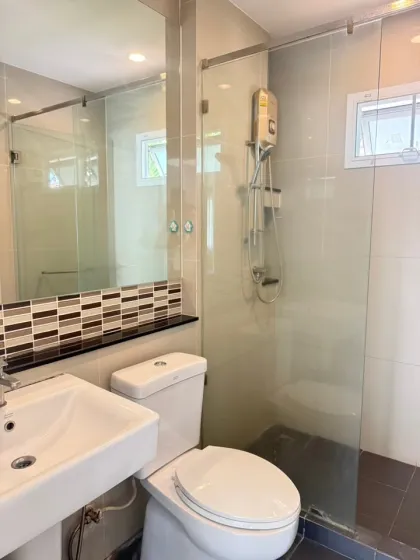 Villa confortable de 4 chambres à vendre à Saransiri Koh Kaew, Phuket Town