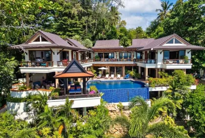 Ocean Front Kata Super Villa with Stunning Sea Views