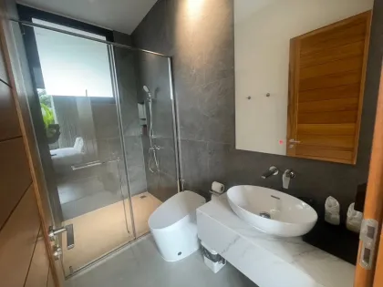 Villa de lujo de 3 dormitorios con piscina en Elite Chalong Villas