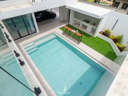 วิลล่าสไตล์โมเดิร์นสุดหรู พร้อมสระว่ายน้ำที่ในหาน 4 ห้องนอน 5 ห้องน้ำ
