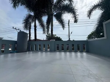 วิลล่าสะท้อนสุดพิเศษในฉลอง พร้อมวิวพระใหญ่
