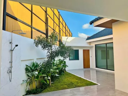 Villa 4 Chambres avec Piscine Privée à Patong