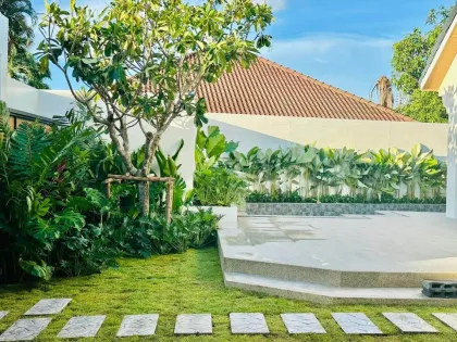 Villa 4 Chambres avec Piscine Privée à Patong