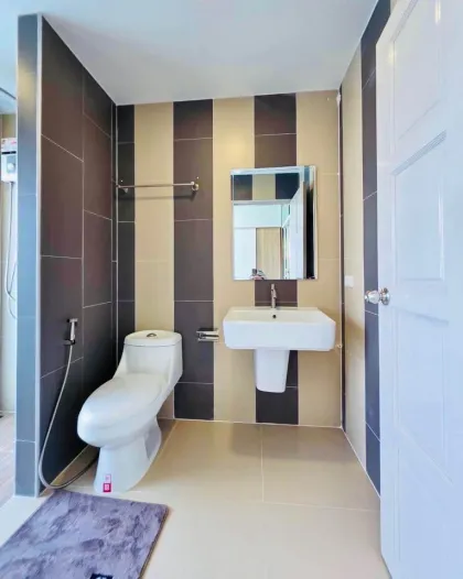 Отремонтированная 1-комнатная квартира в JJ Airport Condominium, Най Янг
