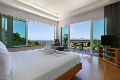 Villa de luxe 7 chambres avec piscine et vue mer ouverte à Cherng Talay