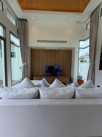 Роскошная вилла с 2 спальнями на продажу в Shambhala Grand Villa