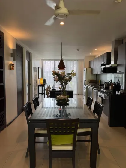 คอนโดหรู 2 ห้องนอน วิวสระว่ายน้ำในบังเทา