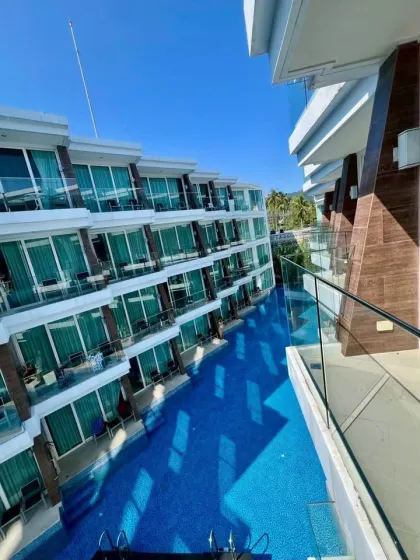 1-Zimmer-Strandwohnung mit Pool- und Meerblick in Rawai