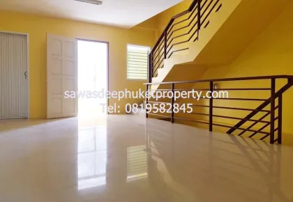3-Zimmer-Geschäftshaus zum Verkauf in Chalong, Phuket