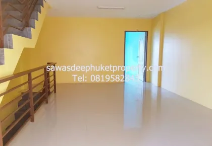 3-Zimmer-Geschäftshaus zum Verkauf in Chalong, Phuket