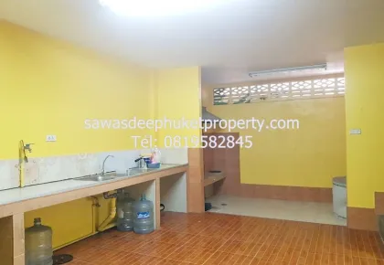 3-Zimmer-Geschäftshaus zum Verkauf in Chalong, Phuket