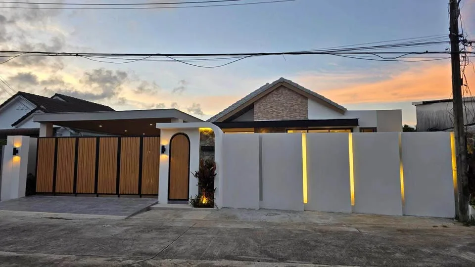 Luxury 3-Bedroom Villa with Private Pool in Chalong