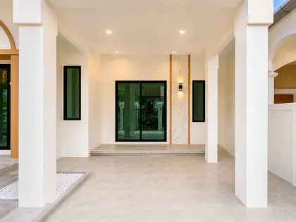 Villa Gemela Renovada de 3 Dormitorios y 2 Baños Lista para Habitar en Wichit, Phuket