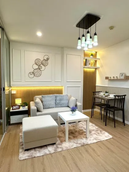 Unidad Esquinera de 1 Habitación y 1 Baño Recientemente Renovada en DCondo Kathu