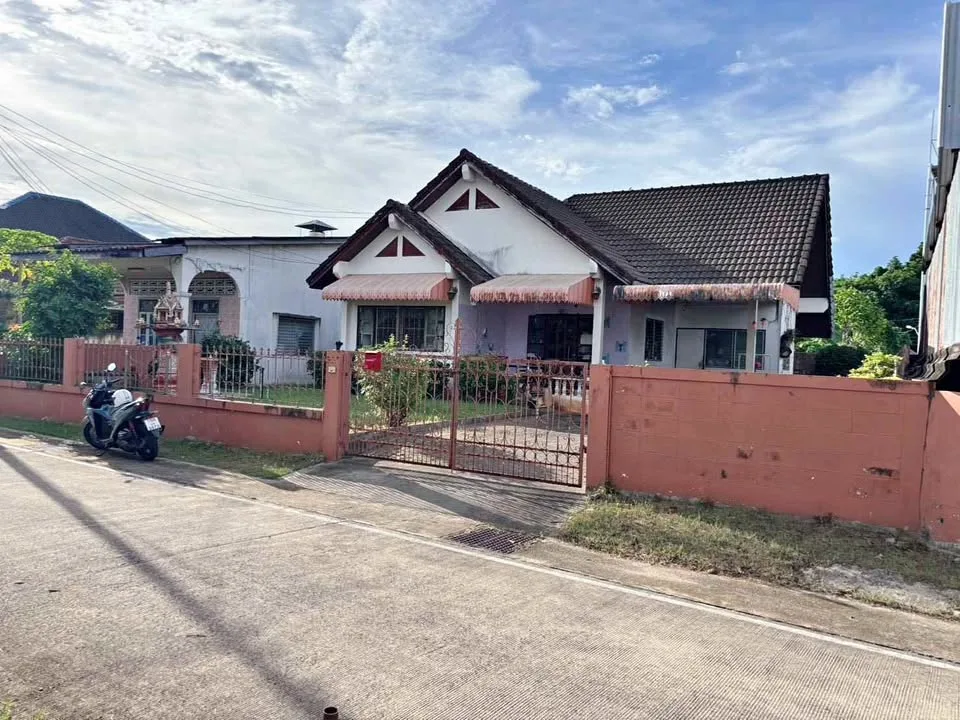 查龙区带土地2卧室独立别墅出售