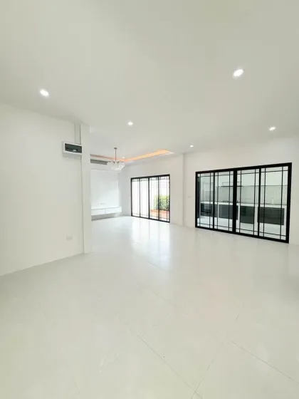 Дом с 3 спальнями и 3 ванными в Chao Fah Garden Home, Ко Кео
