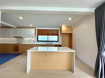 普吉岛Kamala Villa 2 Village四卧室带泳池别墅出售