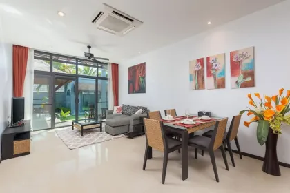 Villa Moderna con Piscina Privada en Zona Tranquila de Kamala