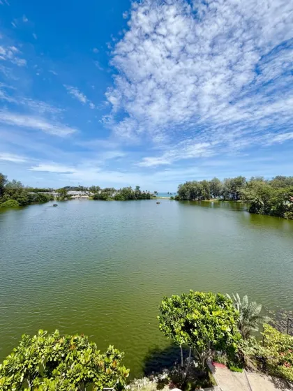 2-Zimmer-Apartment mit Lagunen- und Meerblick in Cassia Phuket