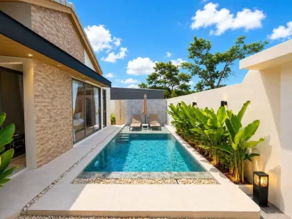 Elegant 3-Bedroom Modern Tropical Pool Villa in Chalong